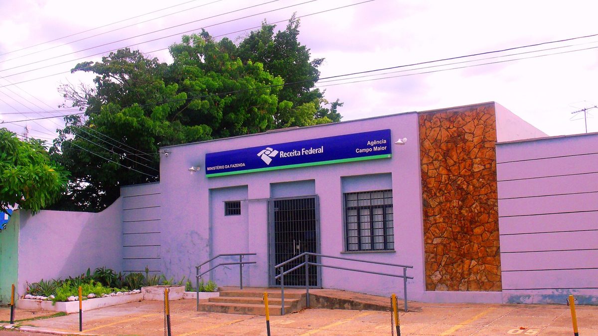 Fachada da agência da Receita Federal em Campo Maior, no Piauí