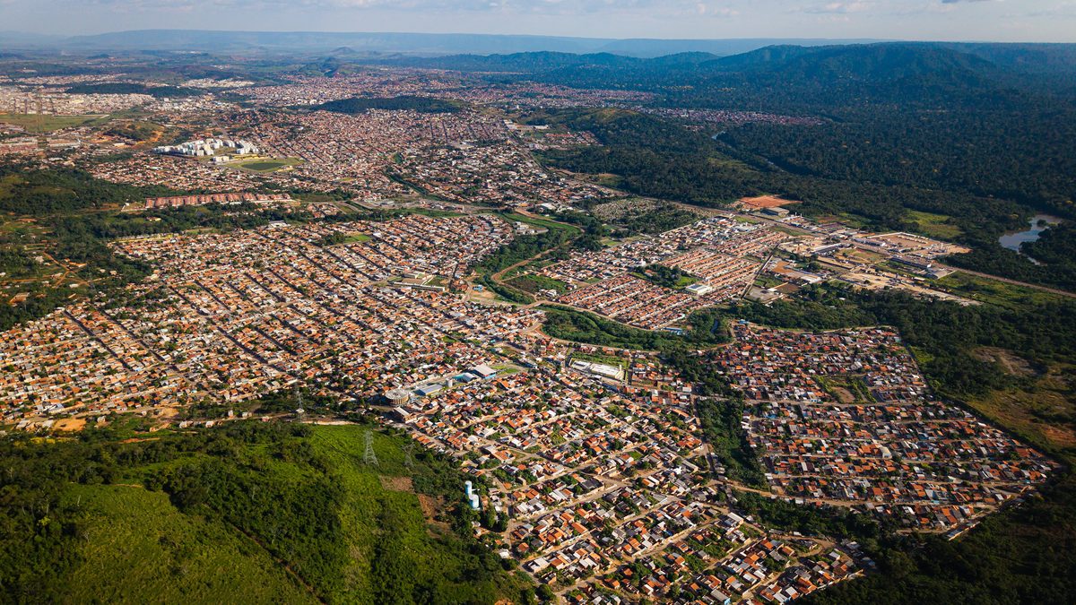 Vista aérea de bairros residenciais de Parauapebas, no sudeste do Pará