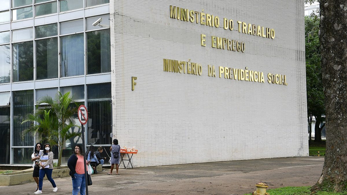 Prédio do Ministério do Trabalho e Emprego na Esplanada dos Ministérios, em Brasília